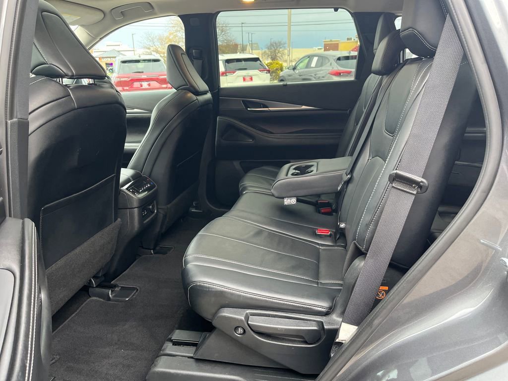 Used 2024 INFINITI QX60 Luxe image 27