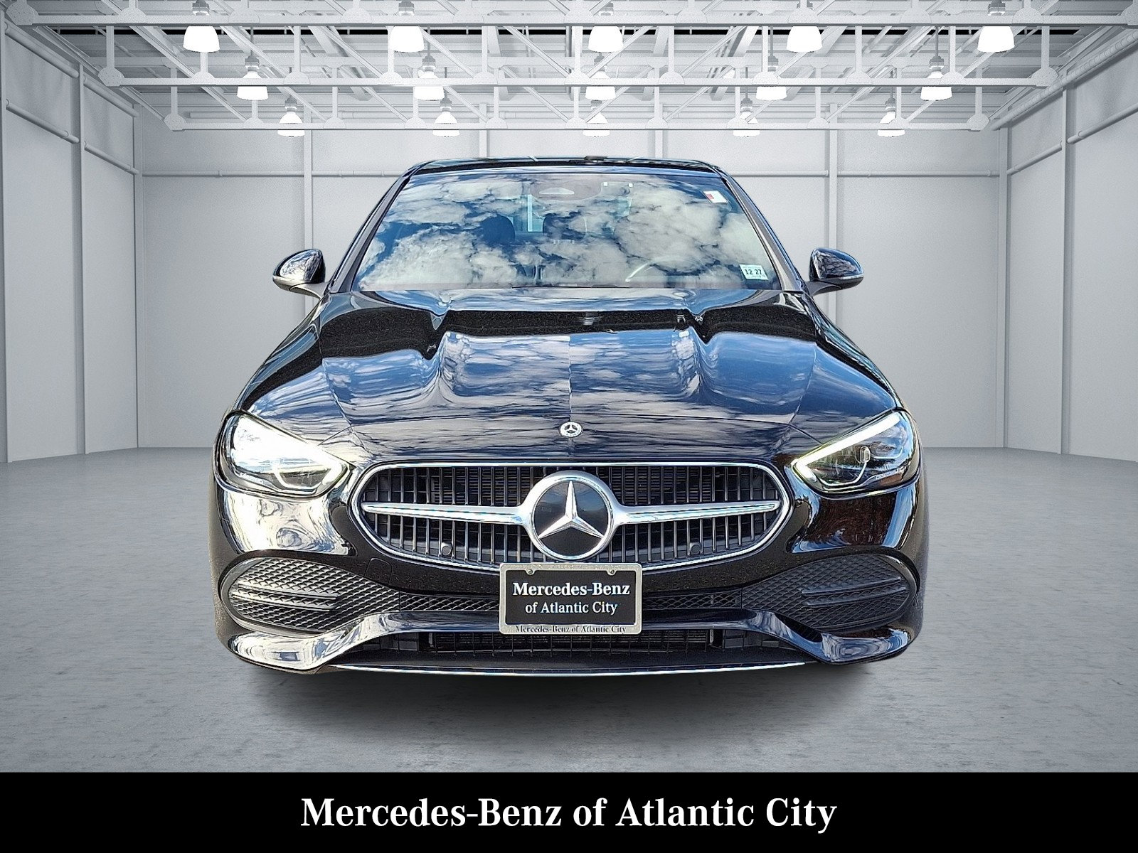 Used 2023 Mercedes-Benz C 300 4MATIC Sedan image 2