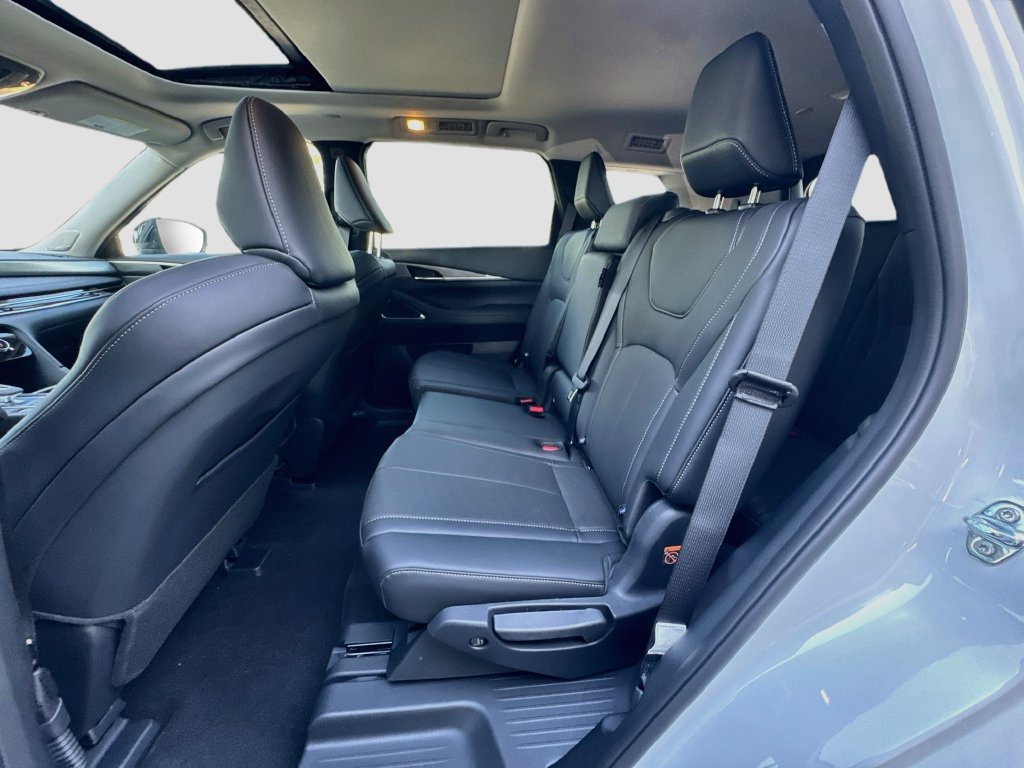 New 2027 INFINITI QX60 Luxe w/ Cargo Package FWD image 26