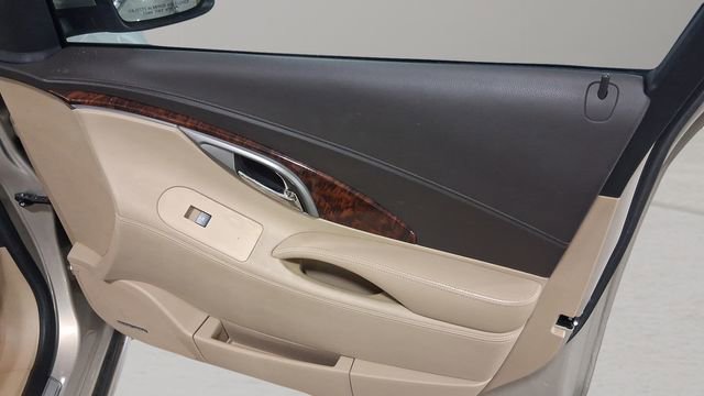 Used 2012 Buick LaCrosse Premium image 21