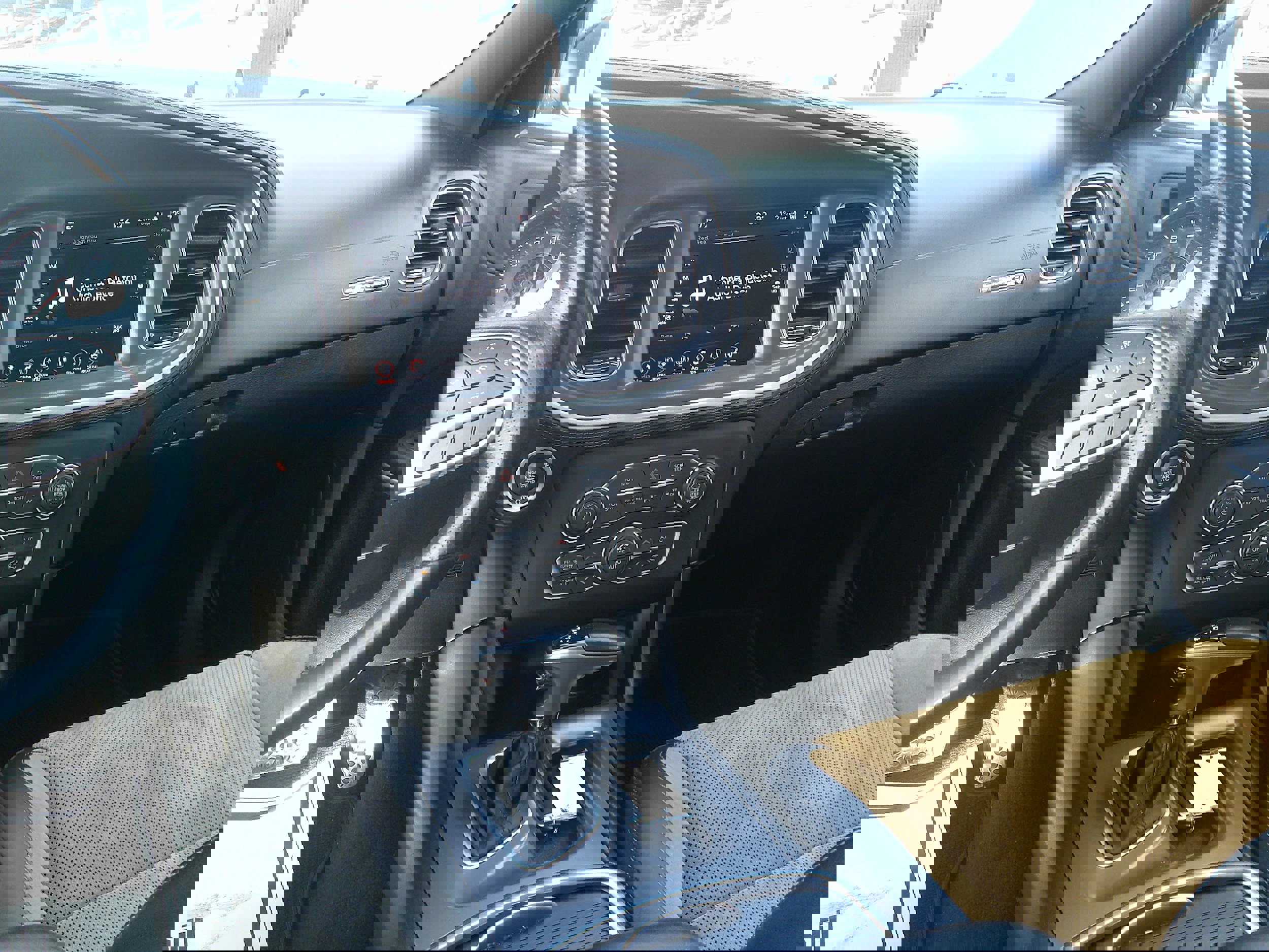 Used 2021 Dodge Charger GT w/ Plus Group image 27