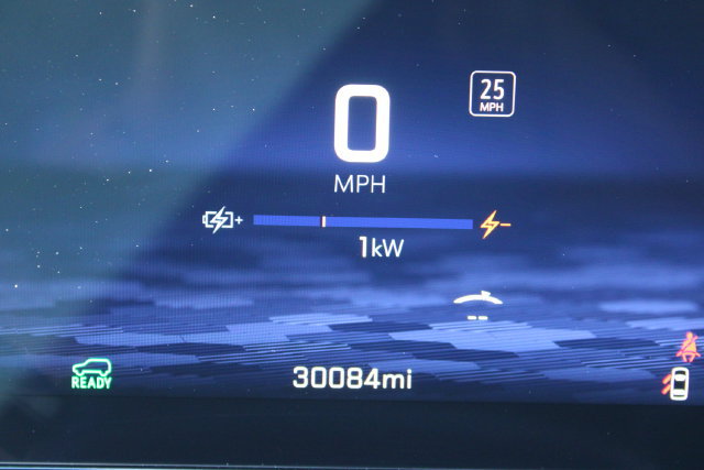 Used 2025 Chevrolet Equinox EV RS FWD image 19