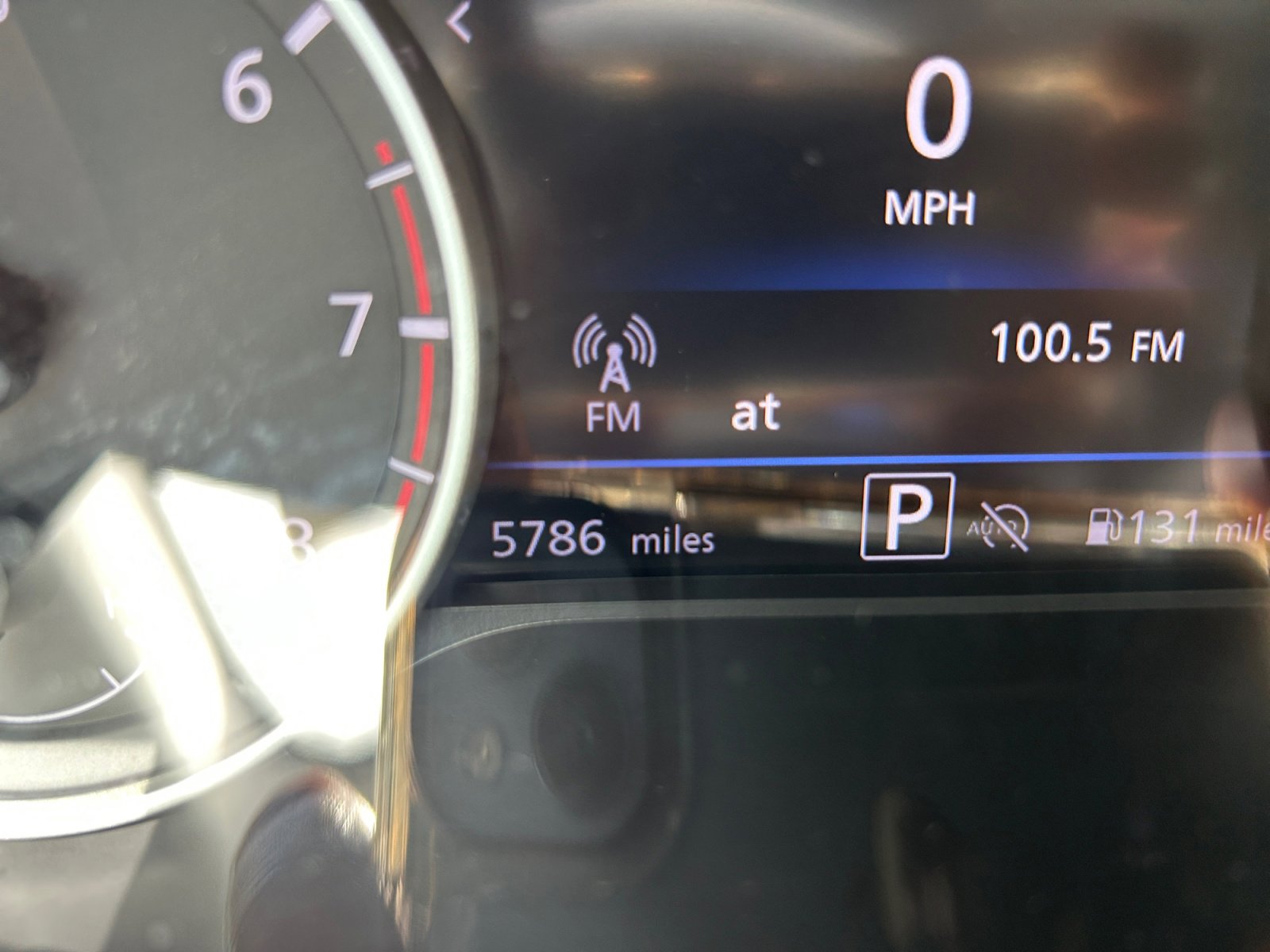 Used 2025 Nissan Sentra SV image 2