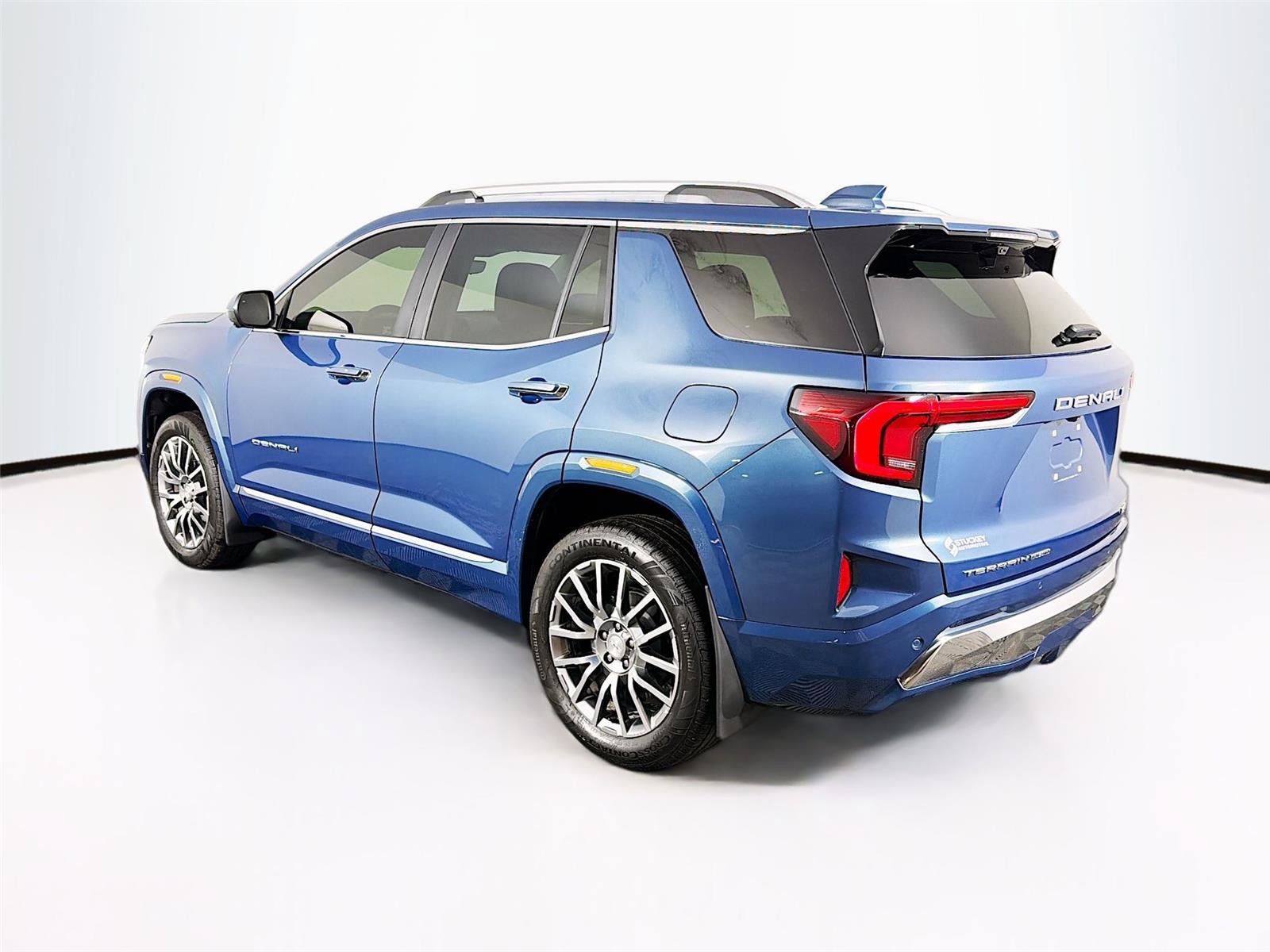 Used 2026 GMC Terrain Denali image 5