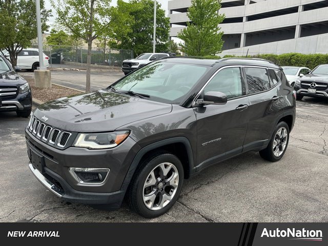 Used 2018 Jeep Compass Limited w/ Navigation Group AWD/4WD image 1
