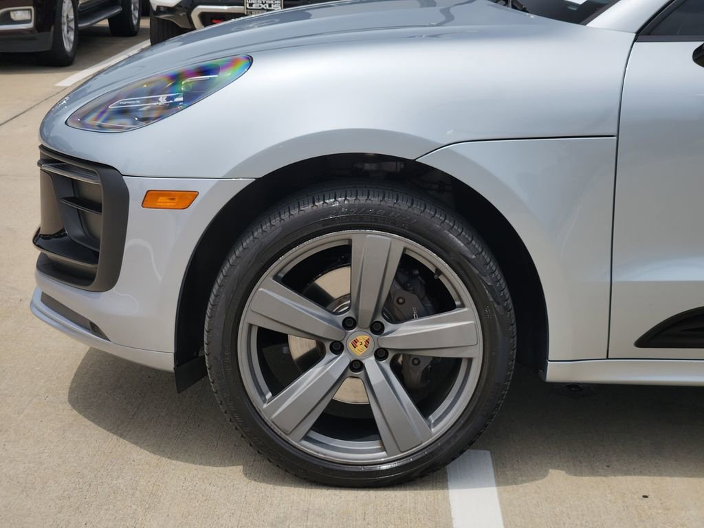 Used 2022 Porsche Macan AWD/4WD image 8
