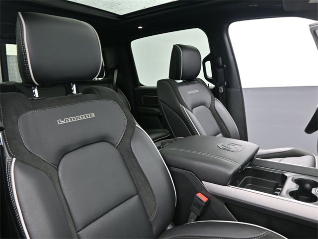 Used 2025 RAM 1500 Laramie w/ Laramie Southwest Edition image 11