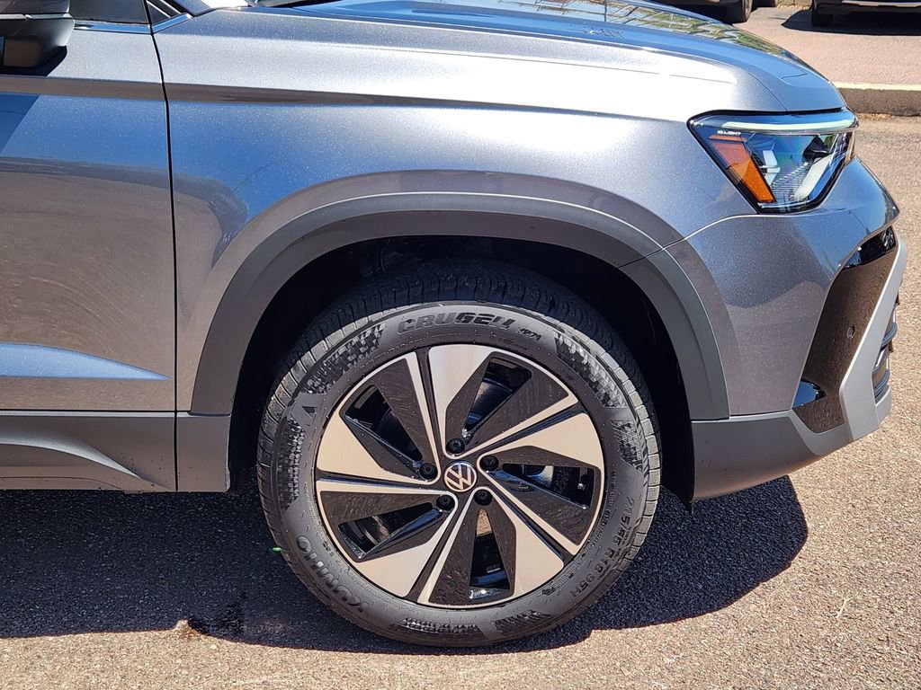 New 2026 Volkswagen Taos SE AWD/4WD image 29