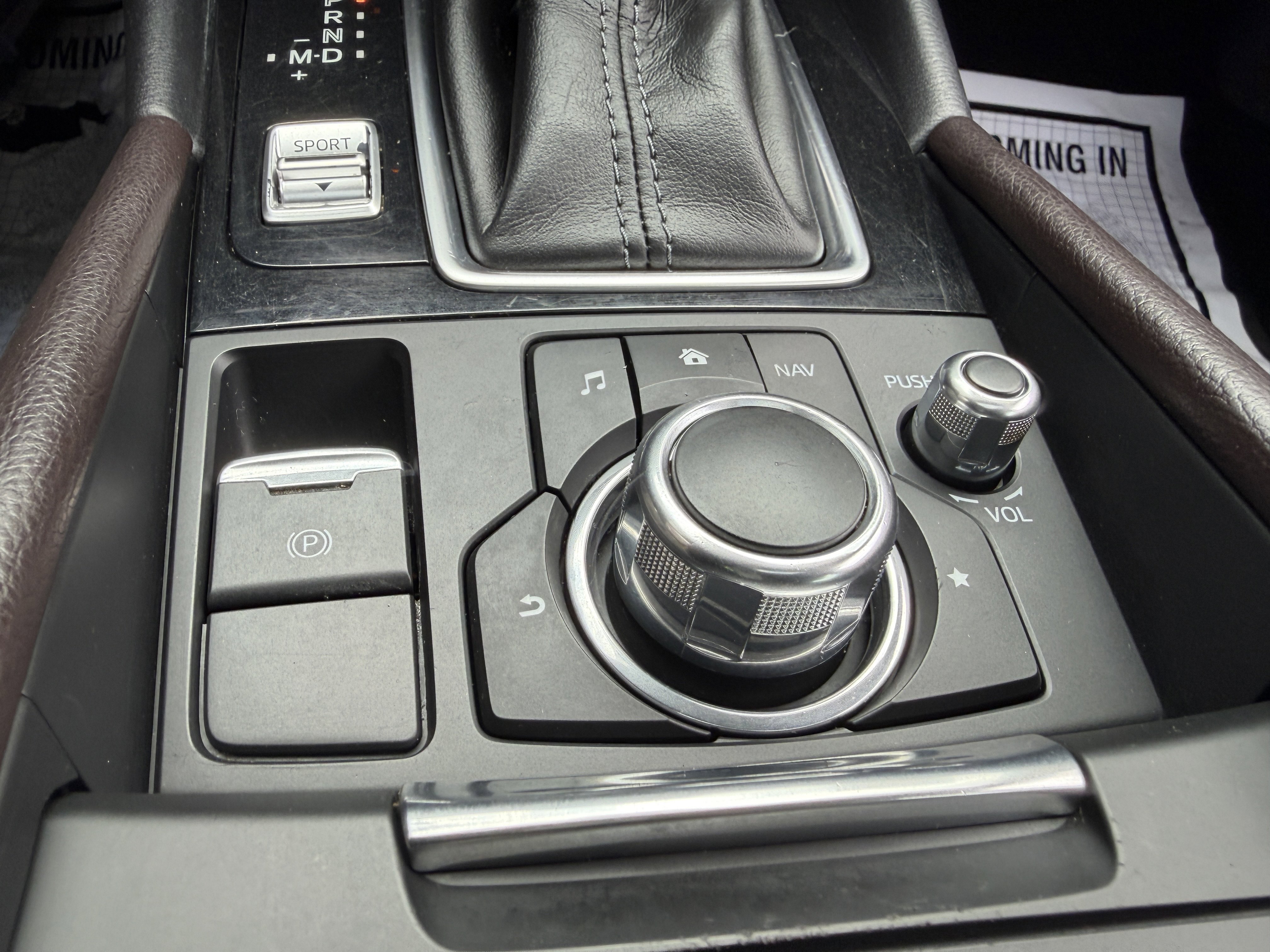 Used 2018 MAZDA MAZDA3 Grand Touring w/ Premium Equipment Package image 41