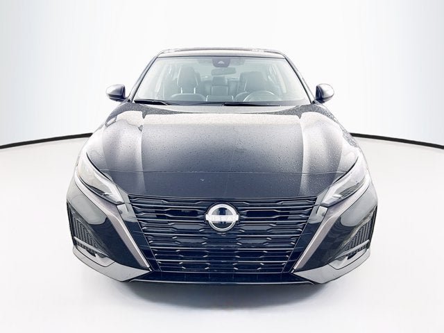 New 2026 Nissan Altima 2.5 SV FWD image 2