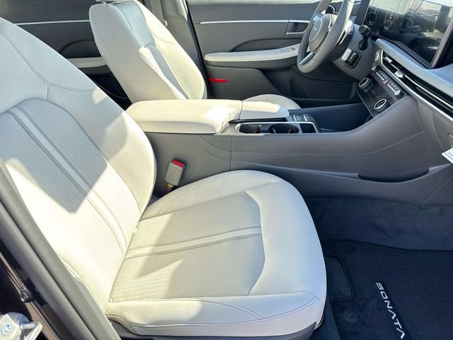 New 2026 Hyundai Sonata SEL FWD image 15