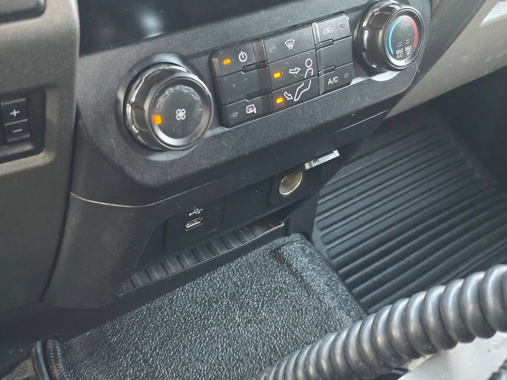 Used 2019 Ford F550 4x4 Regular Cab Super Duty image 34