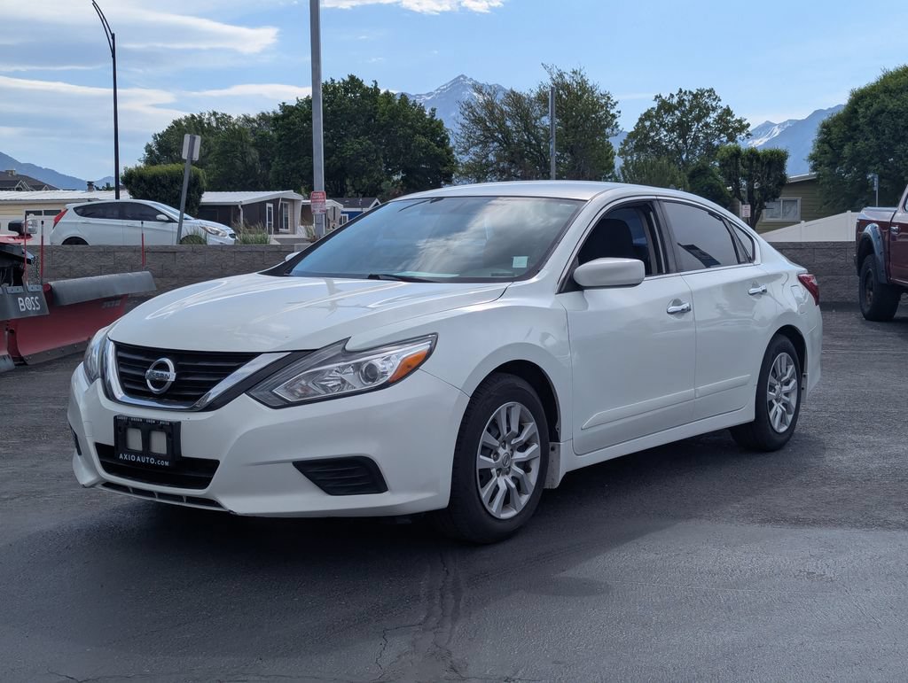 Used 2017 Nissan Altima 2.5 S w/ Power Driver Seat Package FWD image 9