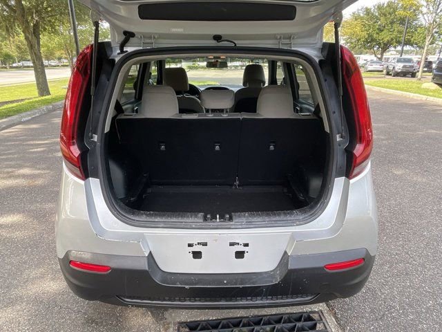 Used 2020 Kia Soul LX FWD image 8