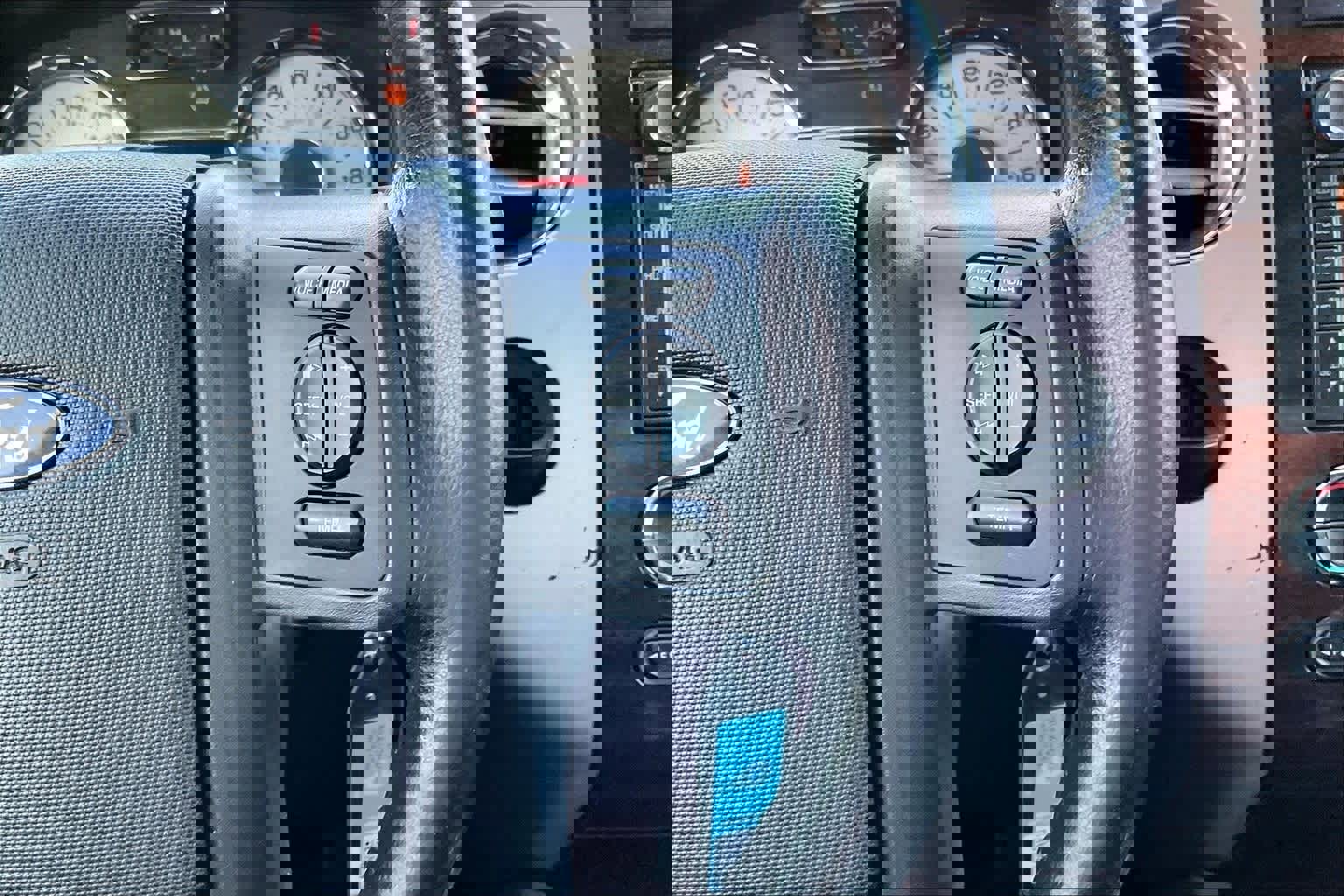 Used 2008 Ford Expedition Limited image 25