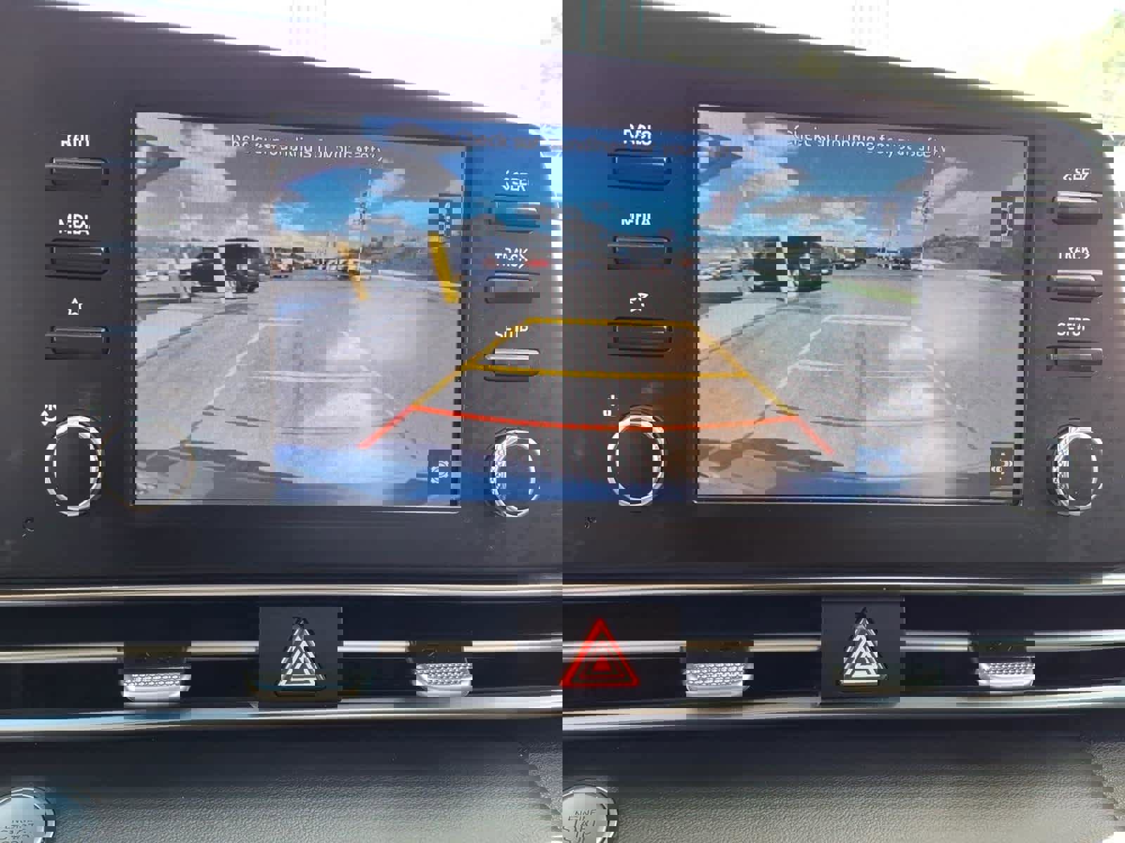 Used 2023 Hyundai Elantra SEL image 22