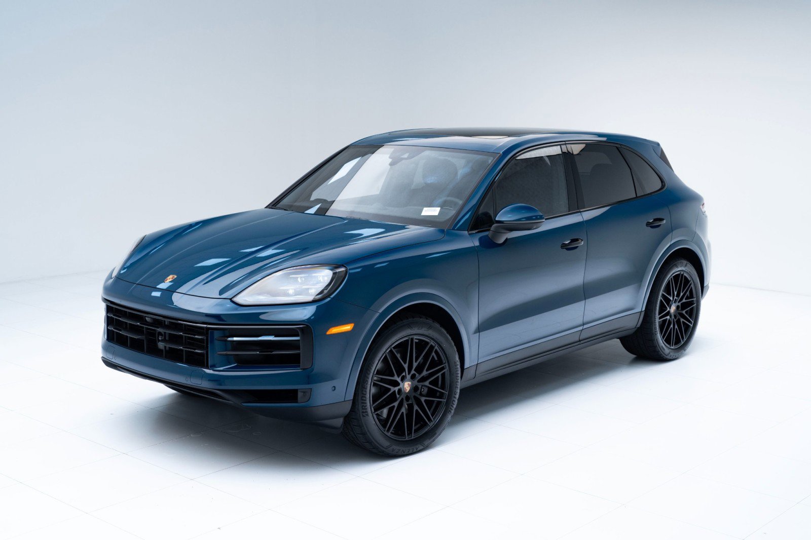 New 2026 Porsche Cayenne image 1