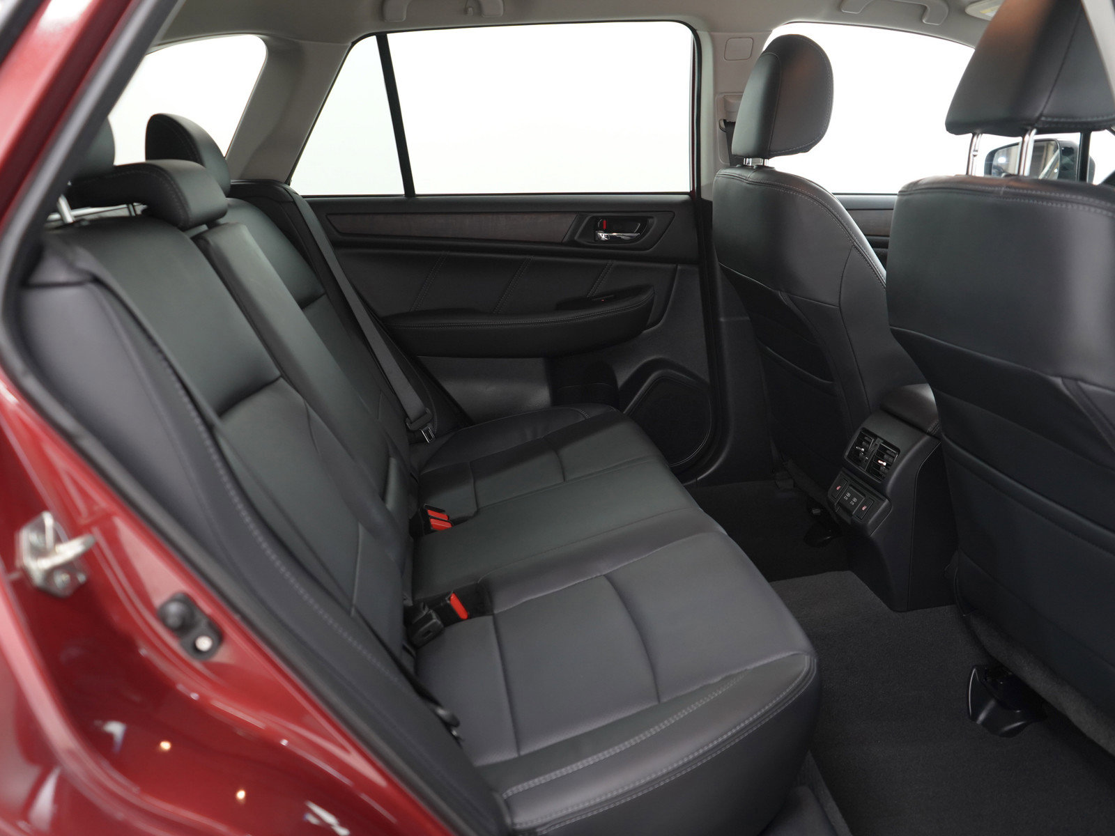 Used 2019 Subaru Outback 3.6R Limited image 13