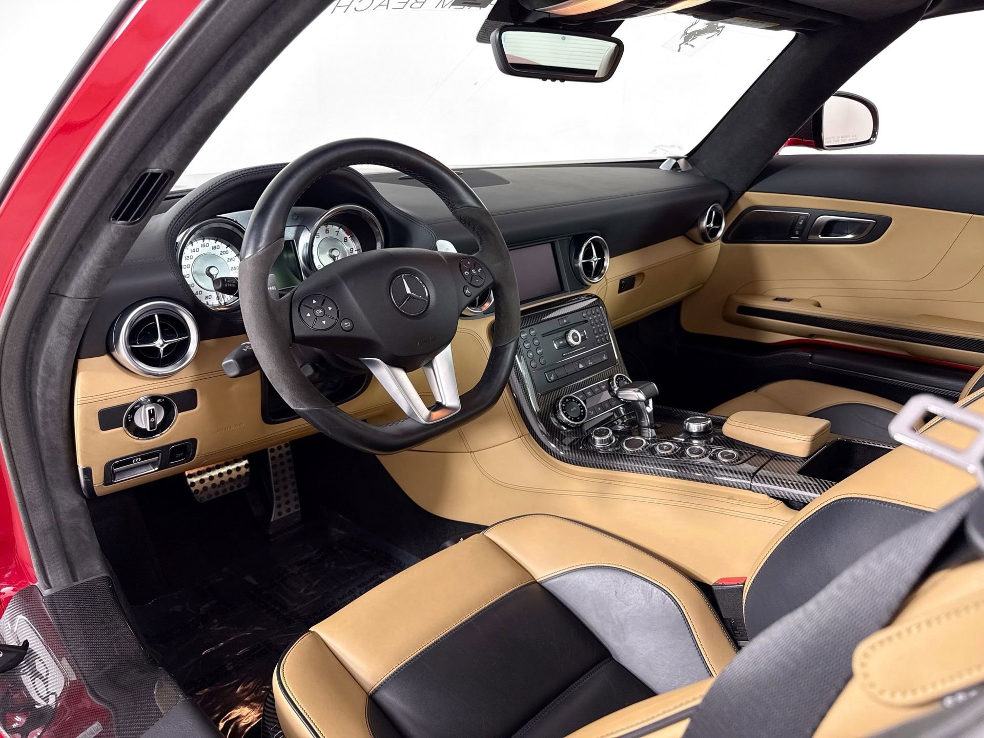 Used 2011 Mercedes-Benz SLS AMG Coupe image 19