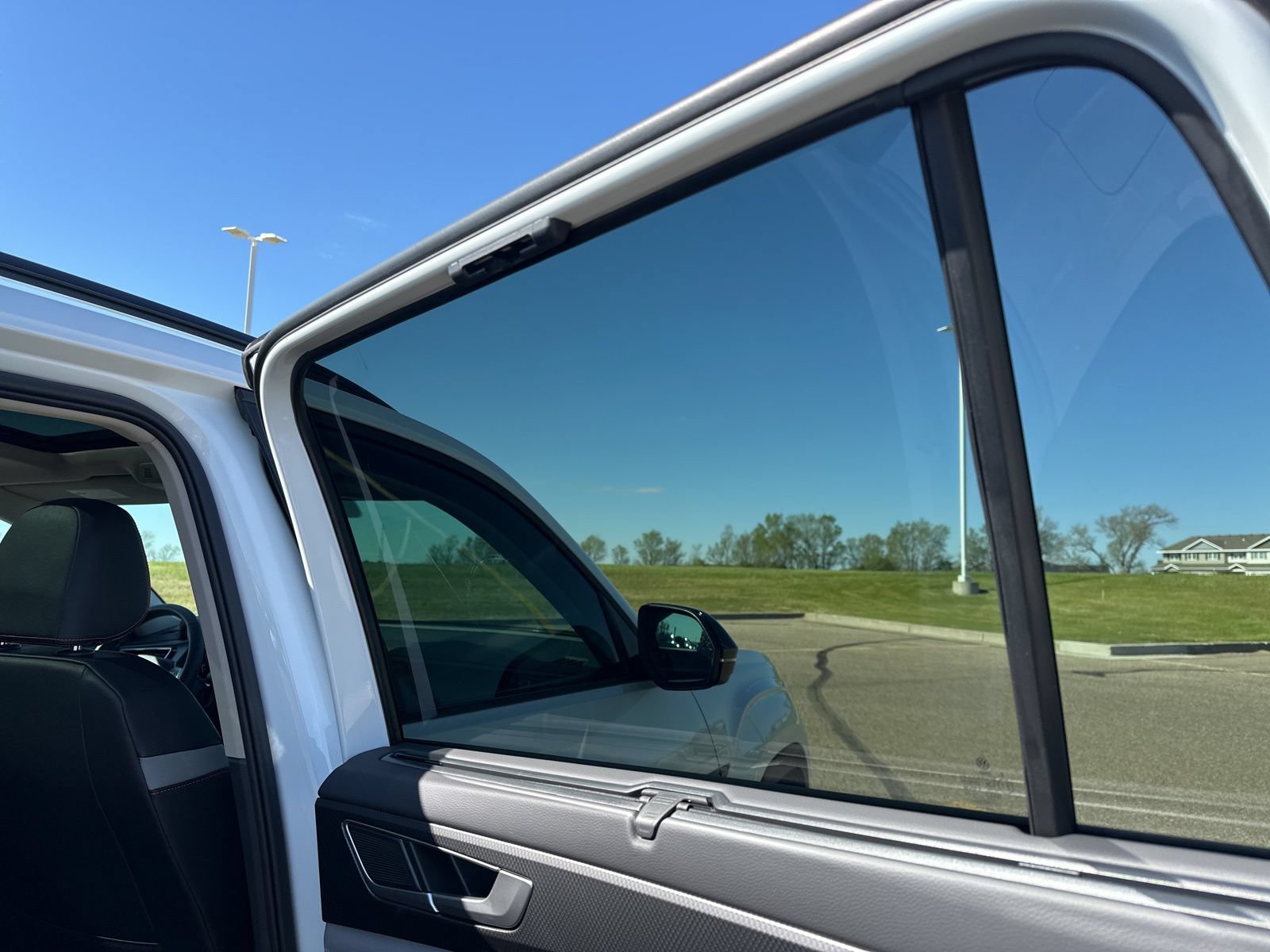 New 2026 Volkswagen Atlas Peak Edition AWD/4WD image 37