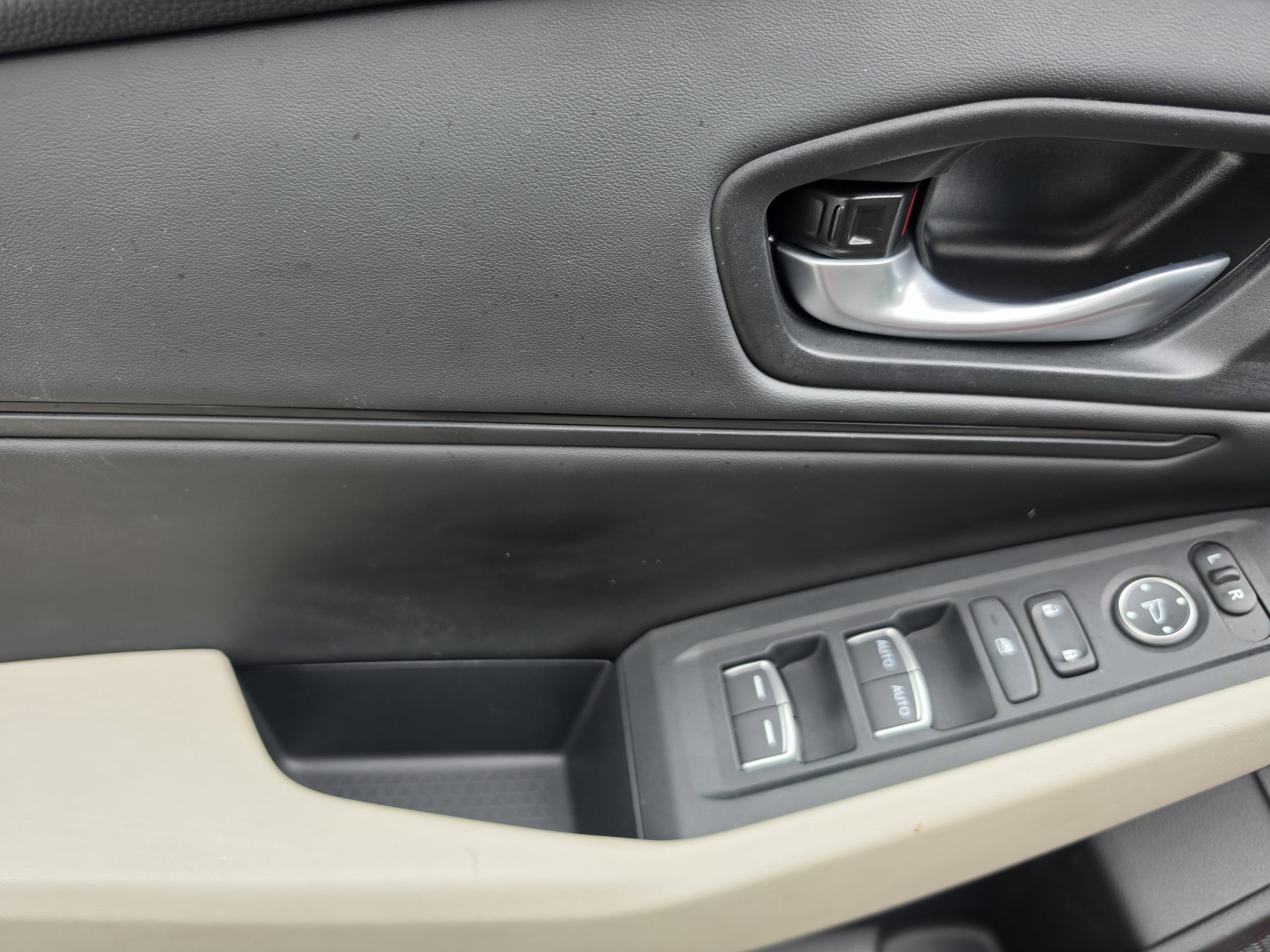 Certified 2025 Honda Accord SE image 15
