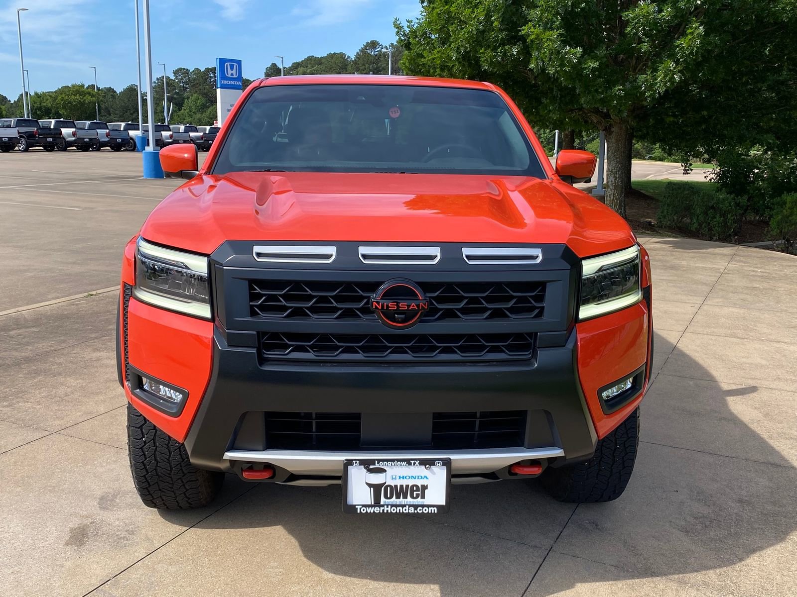 Used 2025 Nissan Frontier PRO-4X w/ Pro Convenience Package AWD/4WD video 2