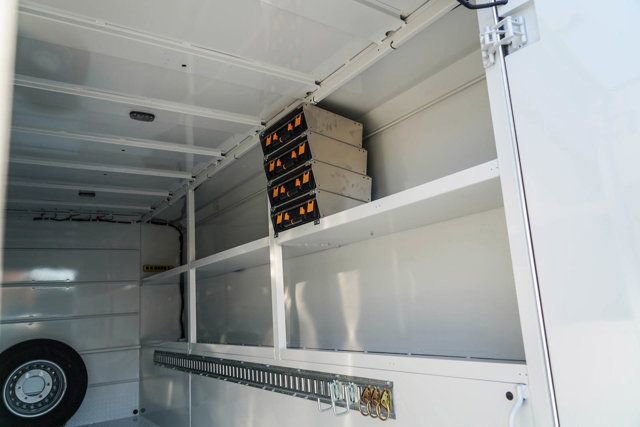 Used 2023 Mercedes-Benz Sprinter 3500 image 18