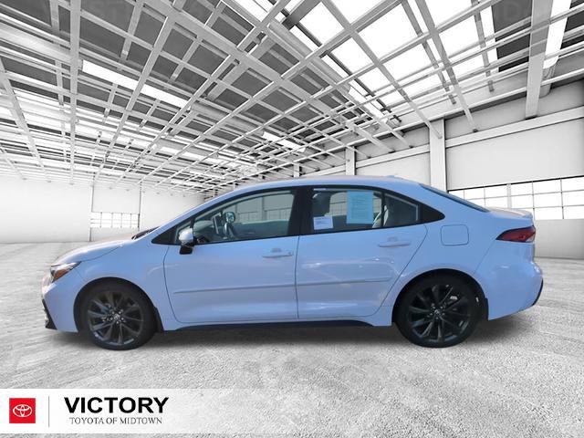 Used 2025 Toyota Corolla SE w/ SE Premium Package FWD image 7