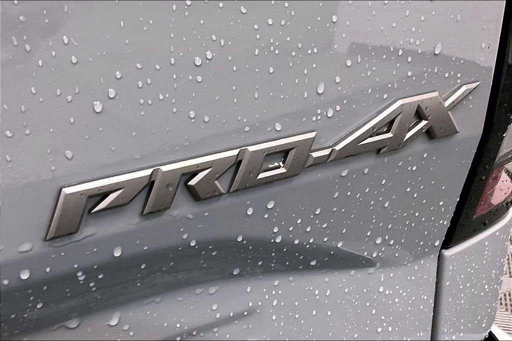 Certified 2023 Nissan Frontier PRO-4X w/ Technology Package image 6