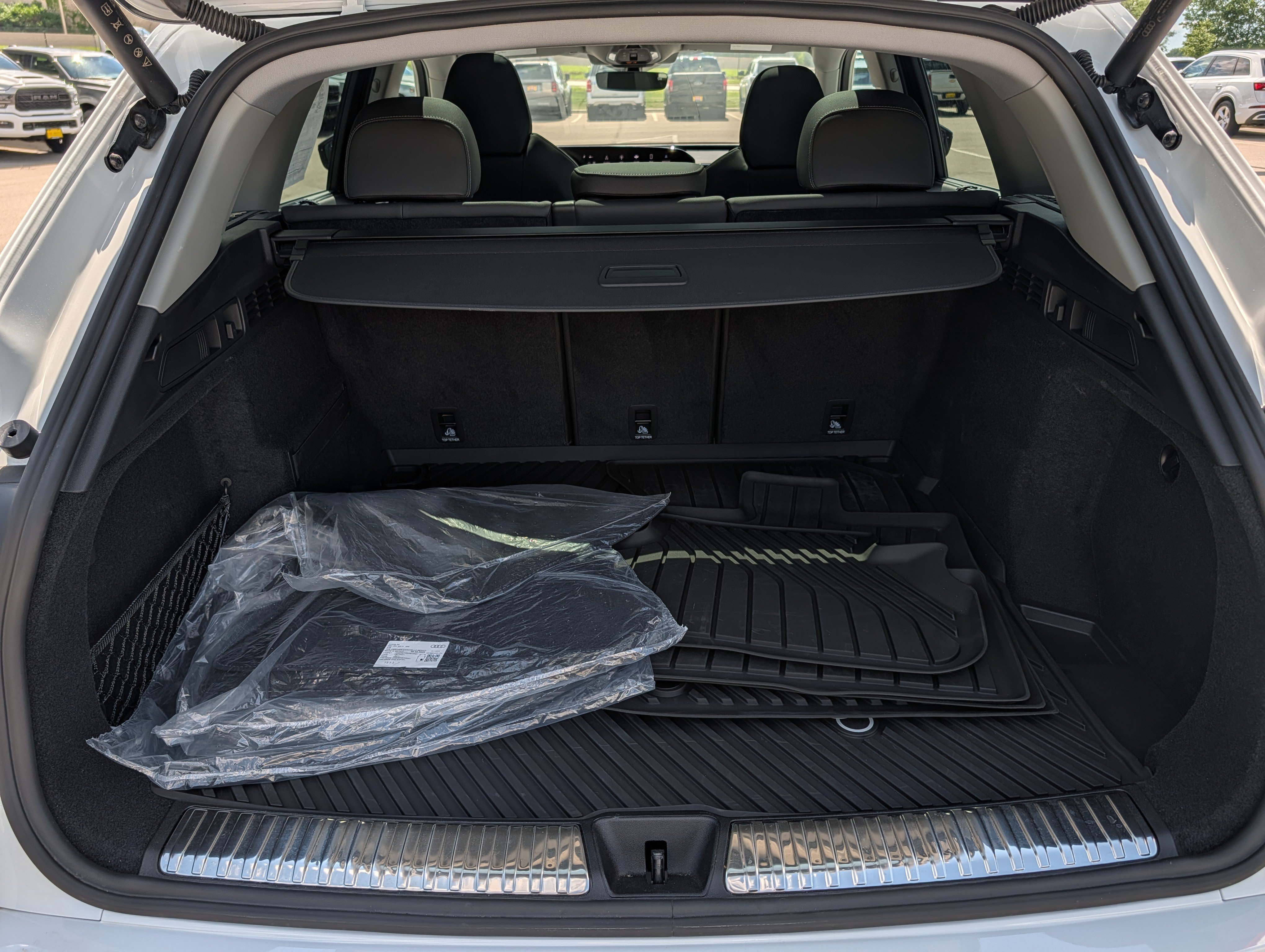 Certified 2025 Audi Q5 Premium Plus w/ Premium Plus AWD/4WD image 18