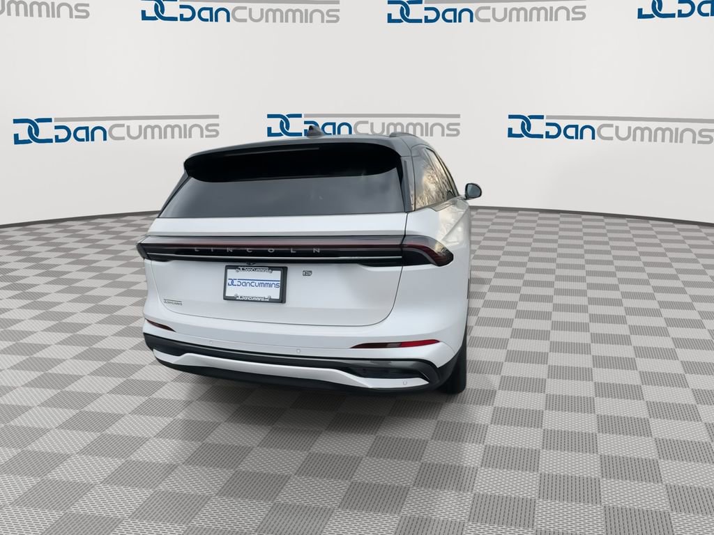 New 2026 Lincoln Nautilus Reserve w/ Jet Appearance Package AWD/4WD image 7
