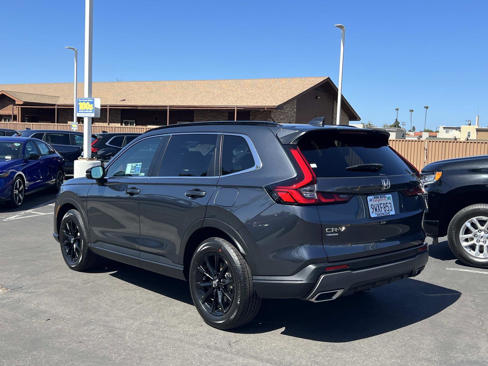 Certified 2023 Honda CR-V Sport image 3