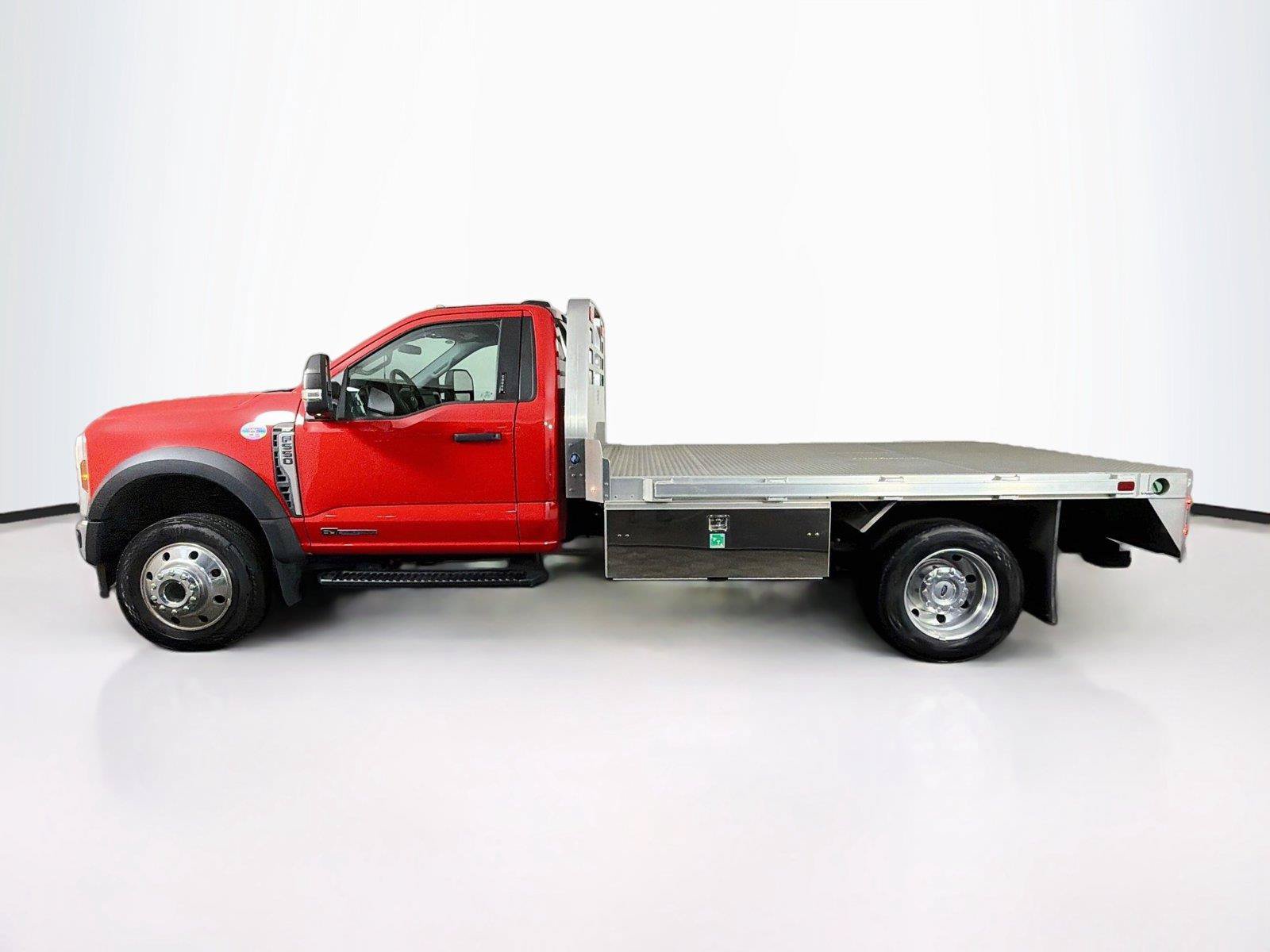 Used 2024 Ford F550 4x4 Regular Cab Super Duty w/ XLT Value Package image 8