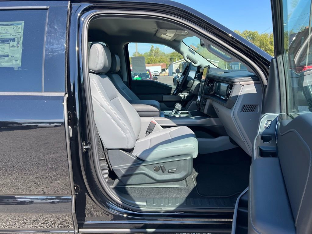 New 2025 Ford F150 Lightning Flash image 22
