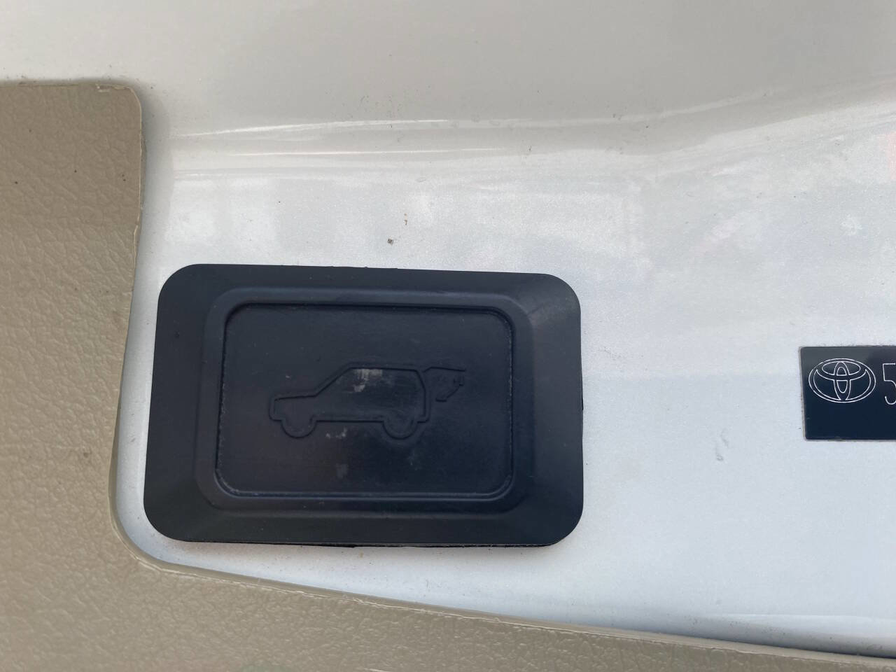 Used 2013 Toyota Highlander Limited image 27