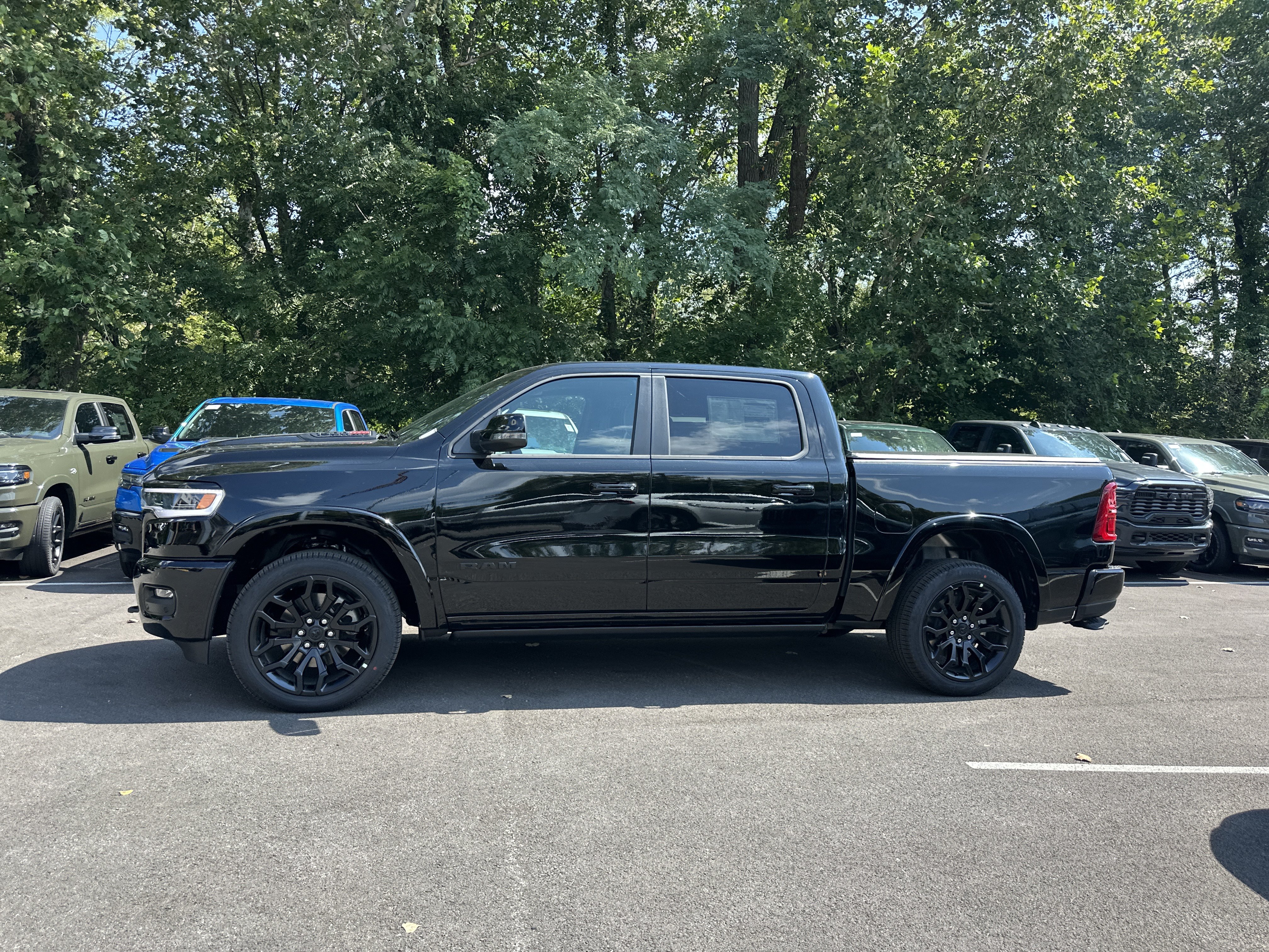 New 2027 RAM 1500 Limited AWD/4WD image 28
