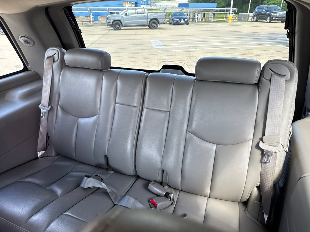 Used 2006 Chevrolet Tahoe Z71 w/ Z71 Preferred Equipment Group RWD image 25