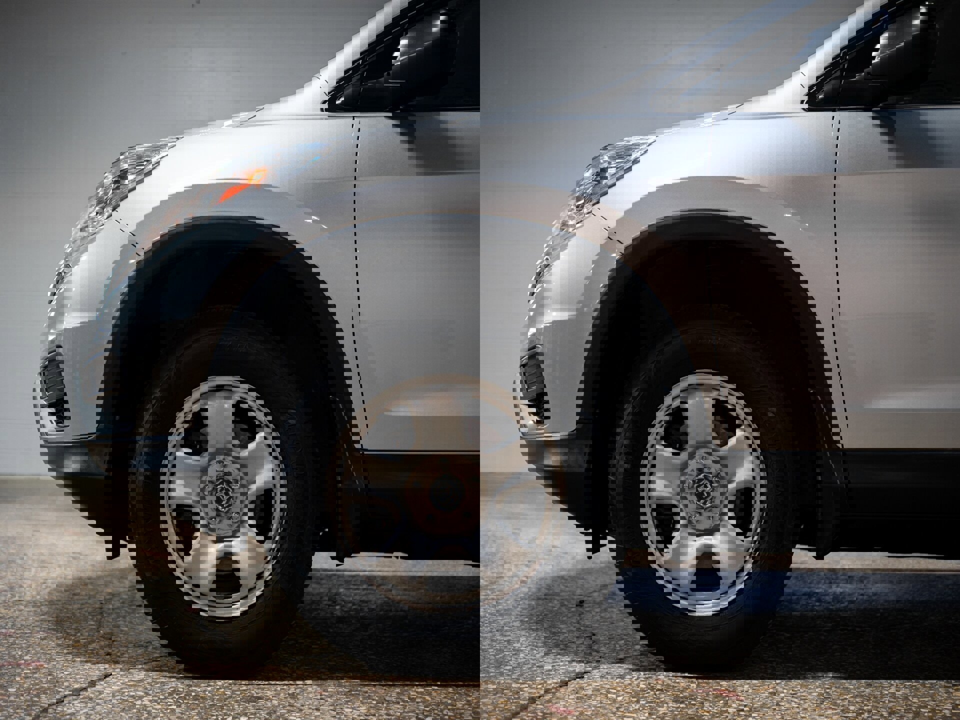 Used 2016 Honda CR-V LX image 11