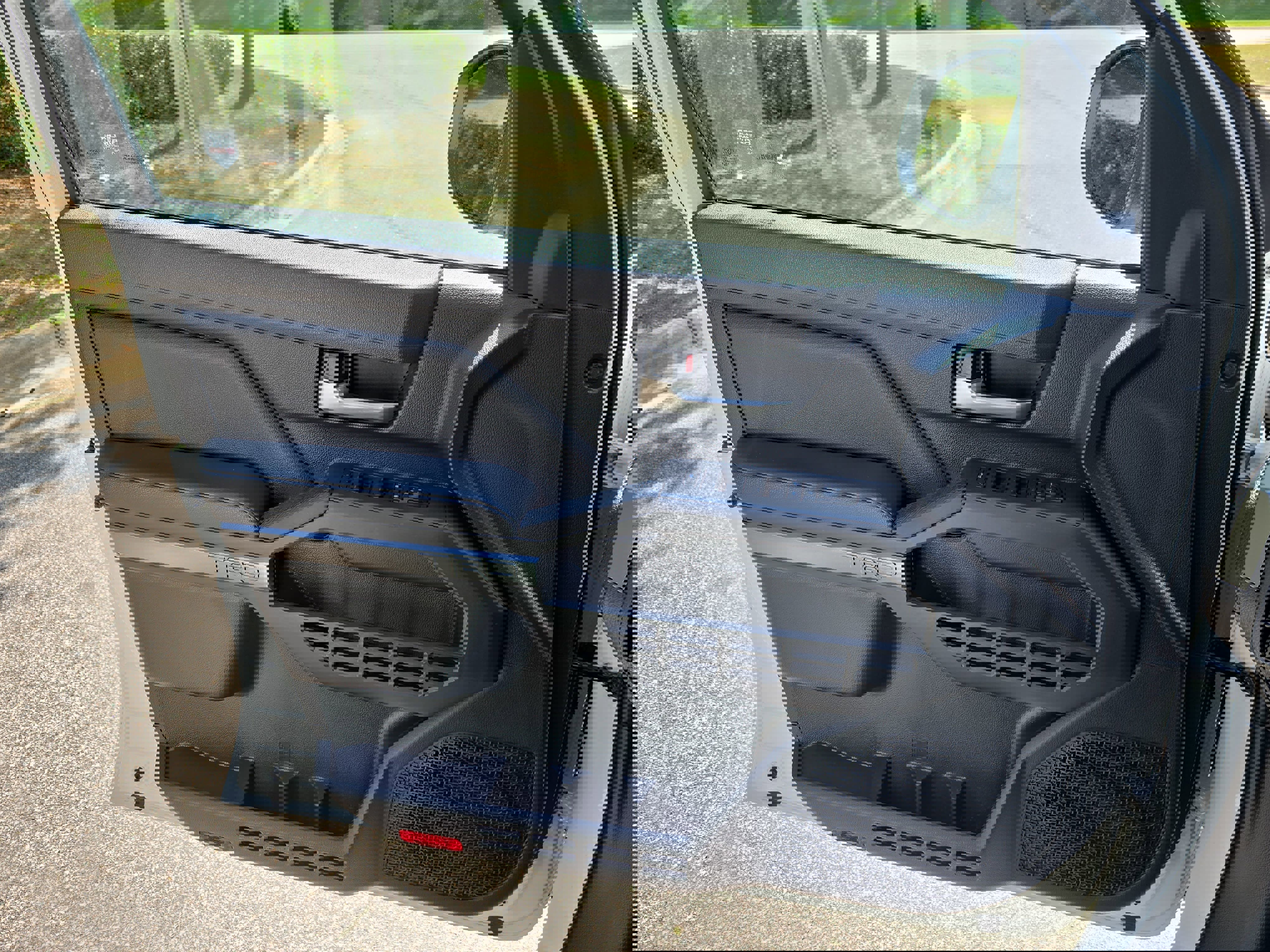 Certified 2024 Toyota Tacoma TRD Off-Road image 24