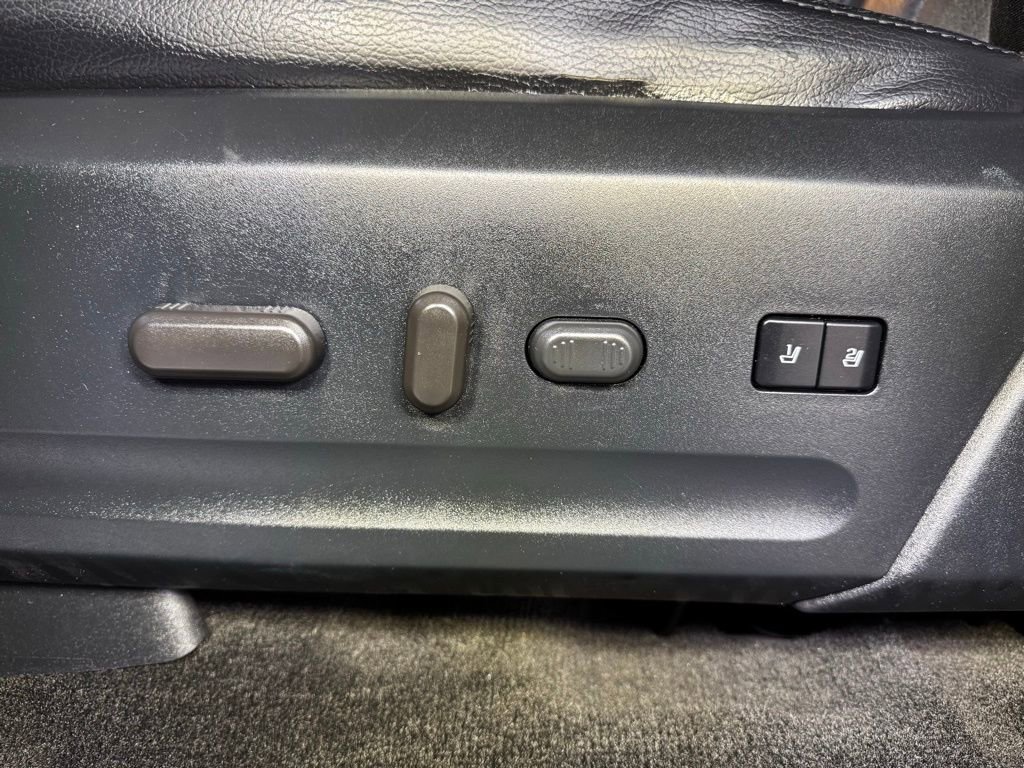 Used 2017 Ford Expedition EL Limited w/ Equipment Group 301A image 24