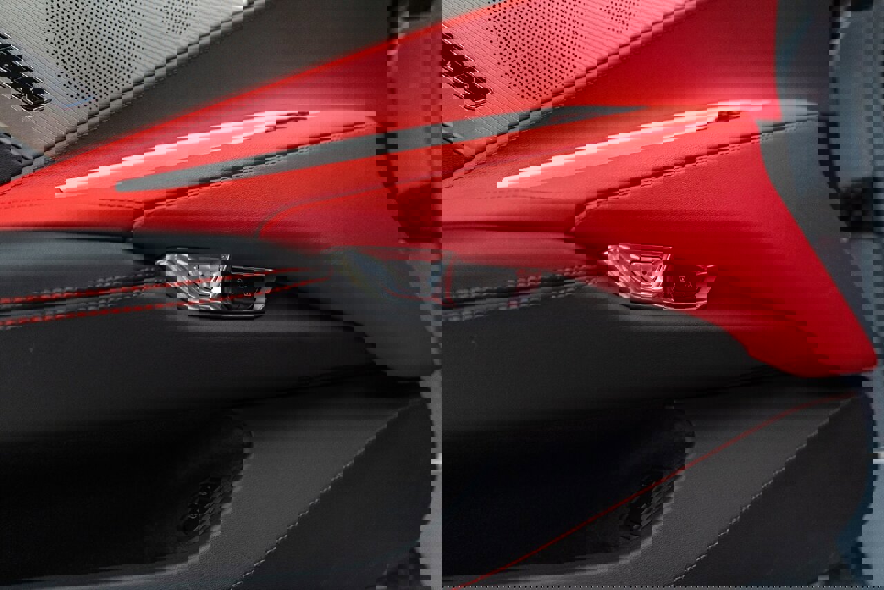 Used 2024 Chevrolet Corvette Z06 image 91