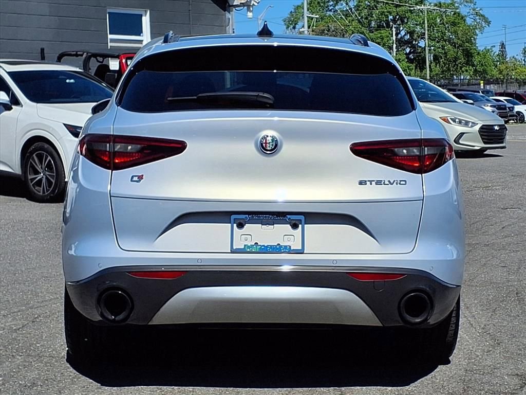 Used 2023 Alfa Romeo Stelvio Ti w/ Active Assist Plus Package AWD/4WD image 6