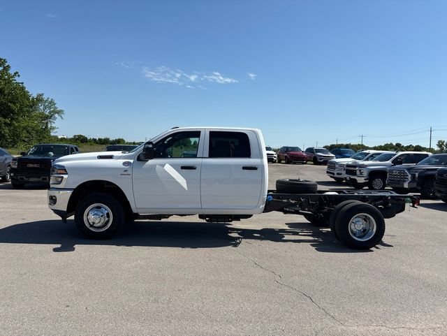 New 2026 RAM 3500 Tradesman w/ Chrome Appearance Group A AWD/4WD image 10