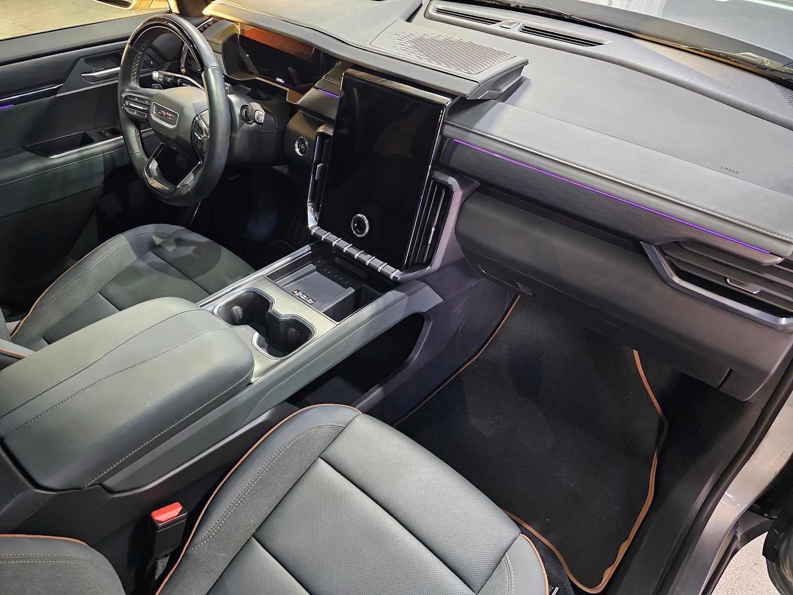 Used 2024 GMC Acadia AT4 w/ Super Cruise Package image 11