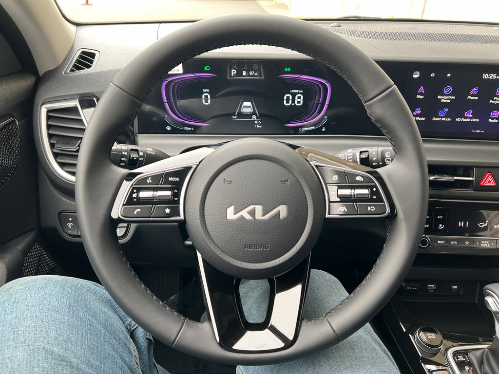 New 2026 Kia Seltos S image 24