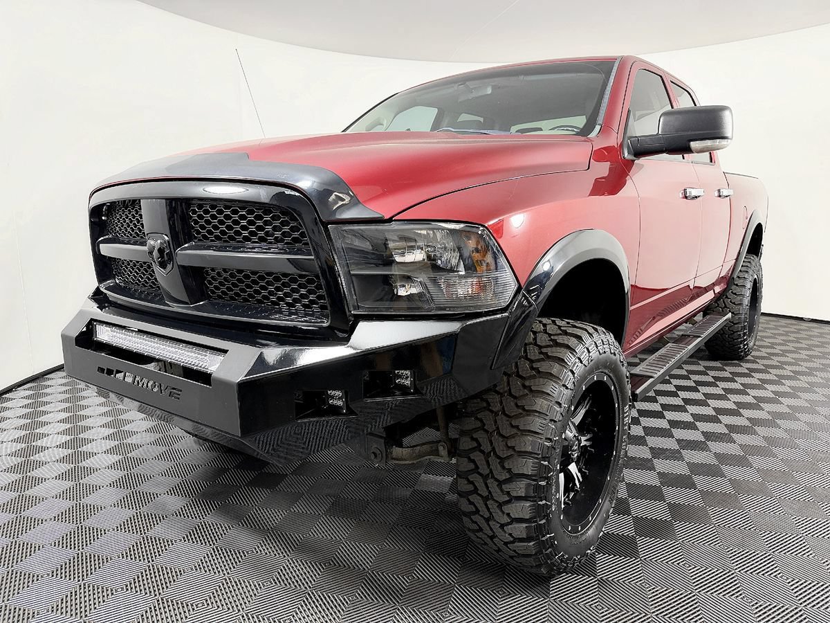Used 2012 RAM 1500 Classic SLT w/ SLT Plus D←cor Group AWD/4WD image 3