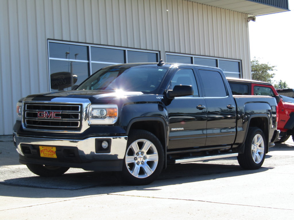 Used 2015 GMC Sierra 1500 SLE w/ SLE Value Package AWD/4WD image 12