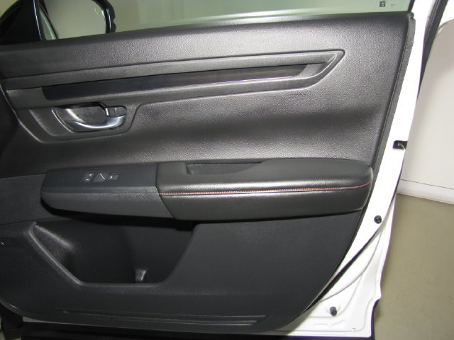 Certified 2025 Honda CR-V Sport-L image 44
