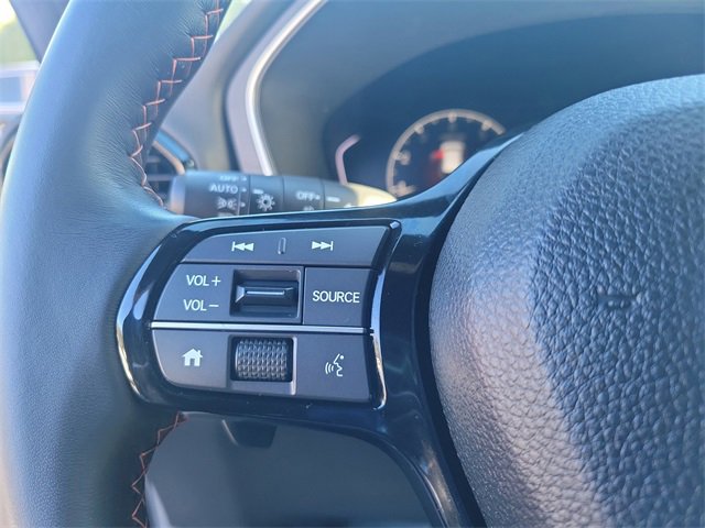 Used 2025 Honda Pilot Sport image 23