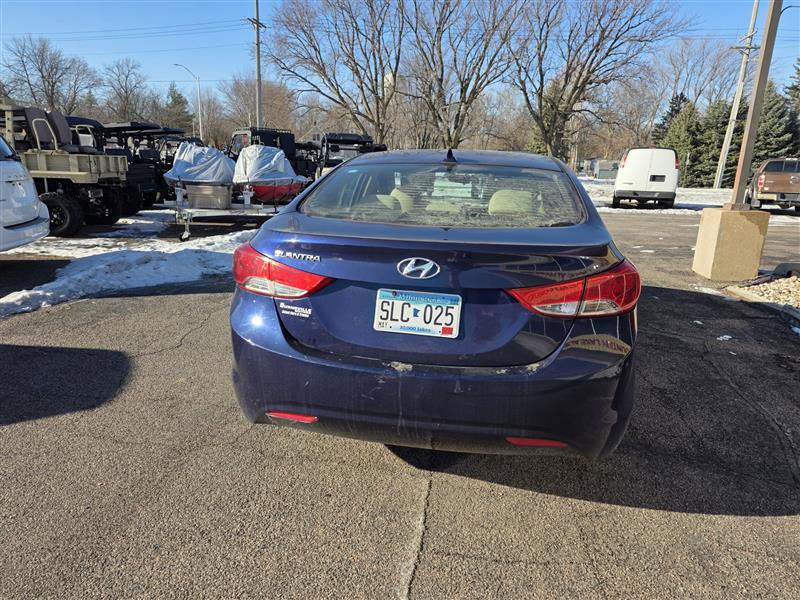 Used 2013 Hyundai Elantra GLS image 10